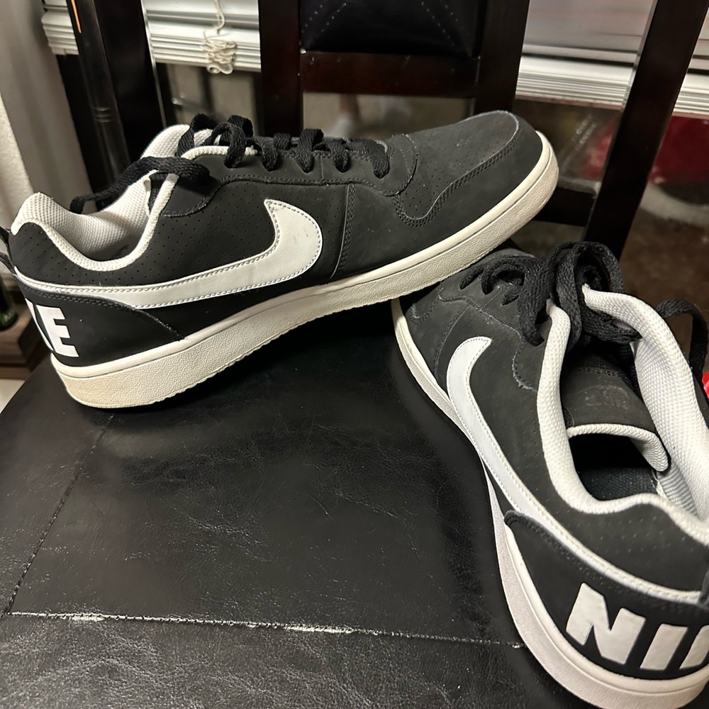 Nike Court Borough Low Black White Ori size 12
